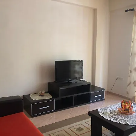 Alexapartment بيرات